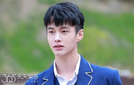 何与原名叫什么