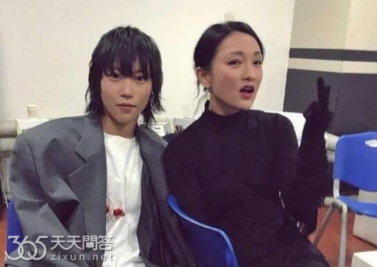 周迅和窦靖童什么关系