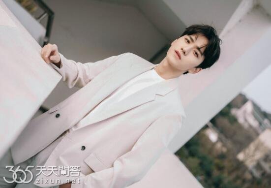 王弘毅和代露娃认识了吗