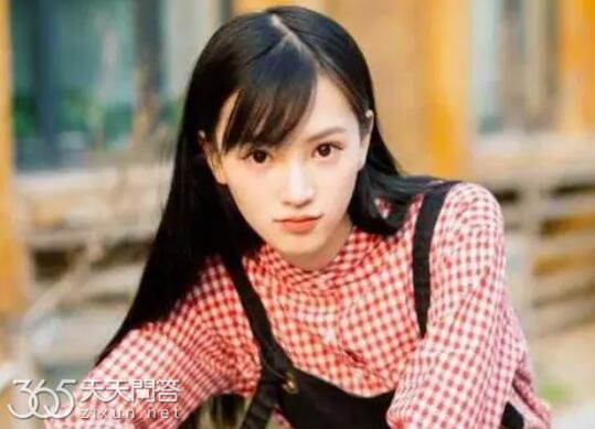 黄灿灿怎么火起来的