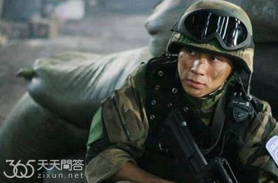 士兵突击吴哲家庭背景