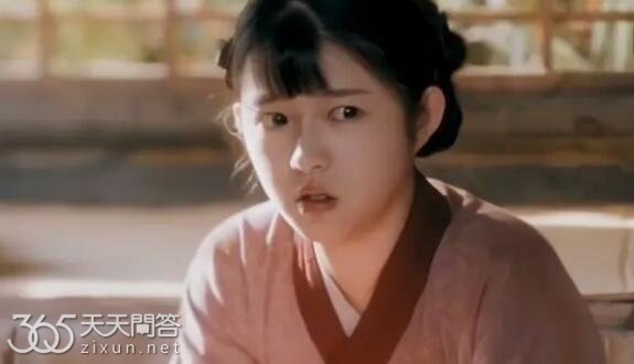 何蓝逗为什么老是这个刘海