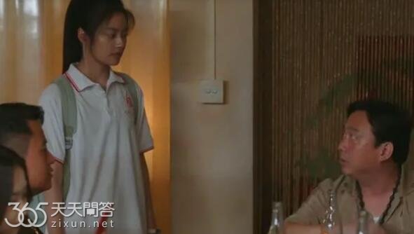 鸣龙少年程雨杉被继父怎么了