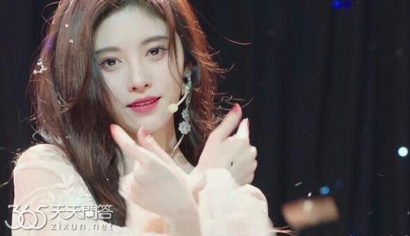 鞠婧祎怎么火的