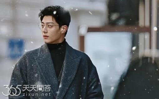 在暴雪时分江杨和谁在一起了