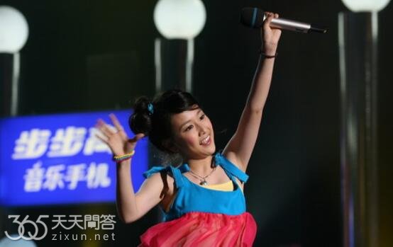 刘美含是哪一届超女