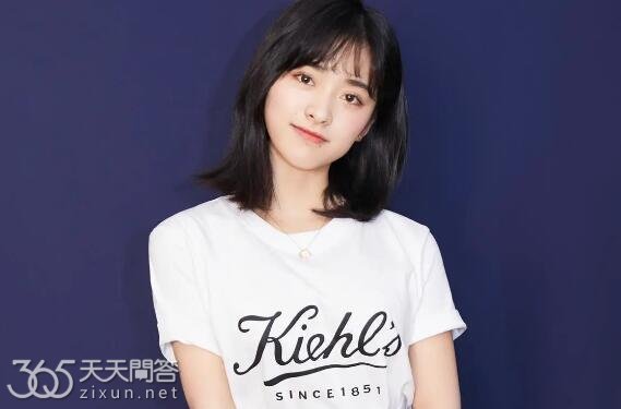 沈月为什么不换公司