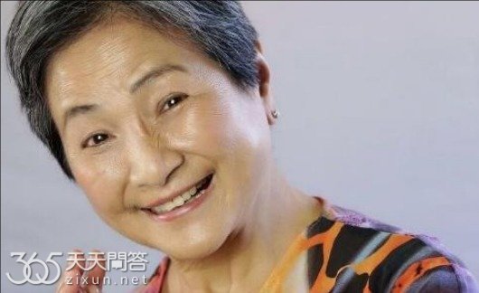 郑佩佩是郑少秋什么人