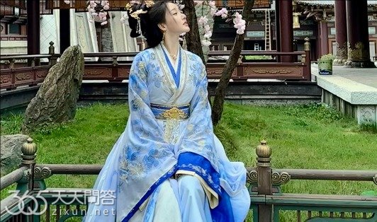 少年白马醉春风易文君为什么又回天启